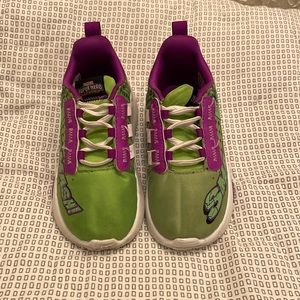 Adidas Toddler Boys' Marvel Superhero Adventures Hulk Racer TR21 Shoes